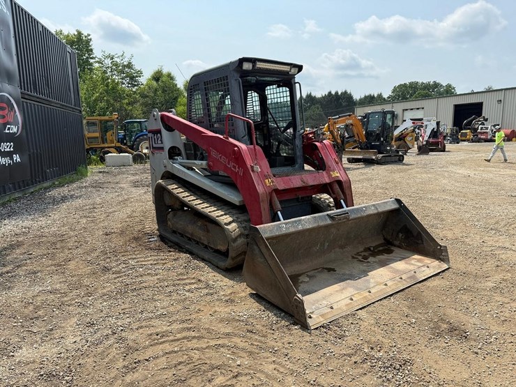 2015-takeuchi-tl12-image-6
