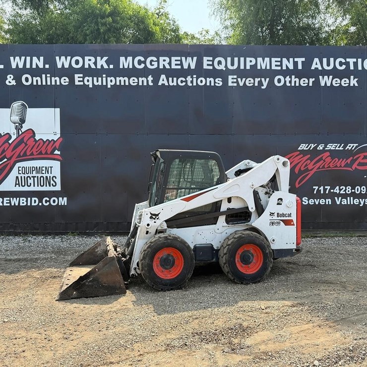 2022 BOBCAT S740