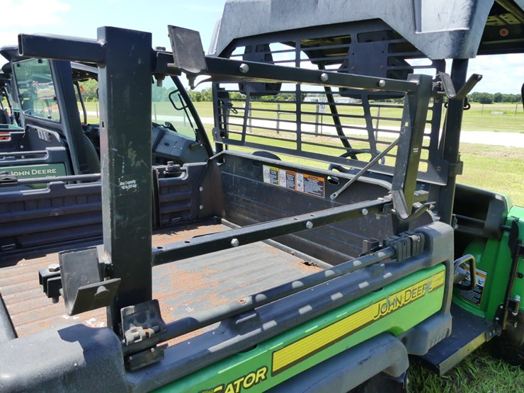 john-deere-gator-image-8