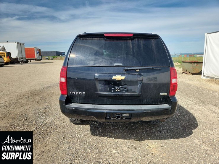 2008-chevrolet-tahoe-image-6