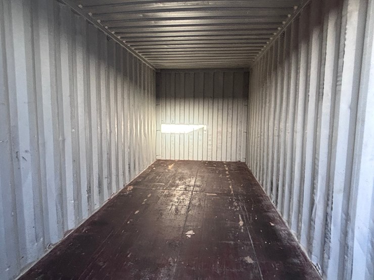 #1221-•-20ft-shipping-container-image-4
