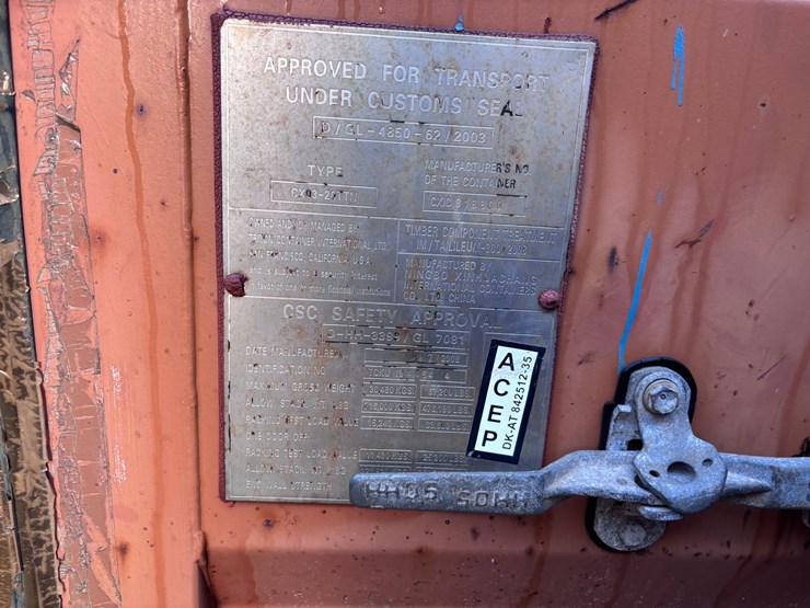 #1212-•-20ft-shipping-container-image-6