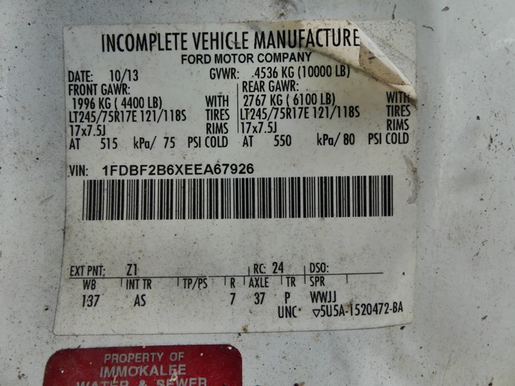 2014-ford-f250-xl-image-17