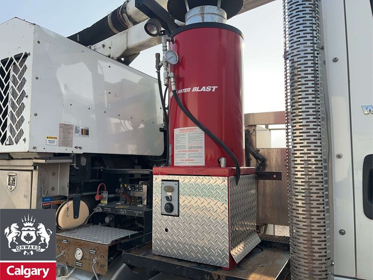 international-workstar-7500-image-20
