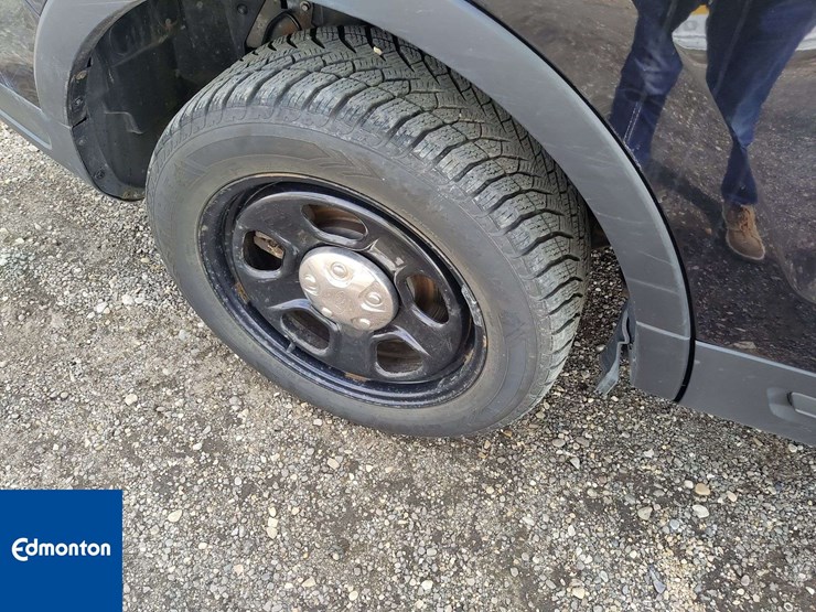2018-ford-explorer-image-11