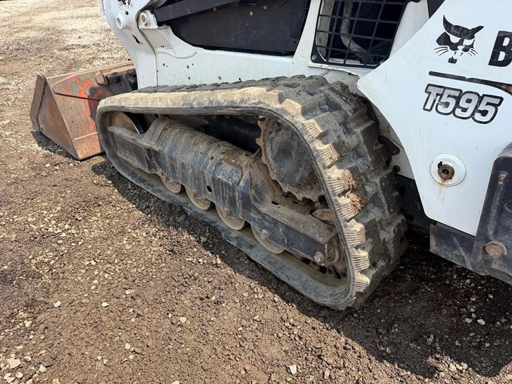 2018-bobcat-t595-image-16