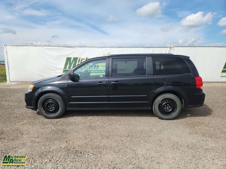 2016-dodge-grand-caravan-se-image-2