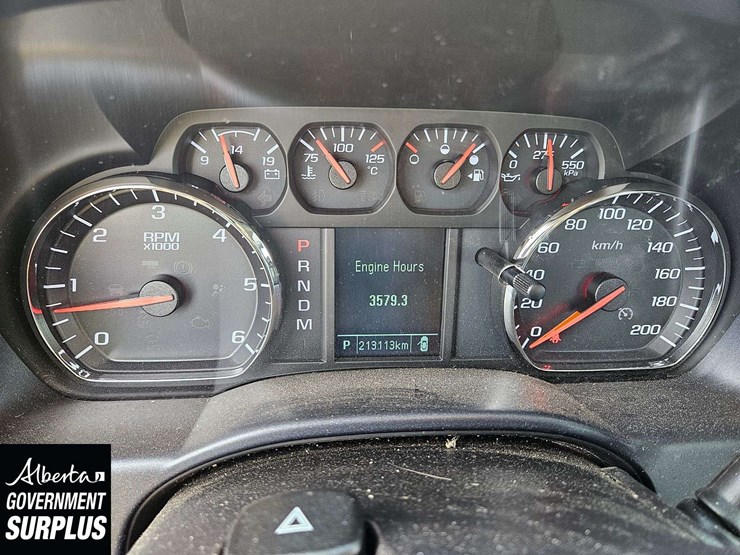 2015-chevrolet-silverado-1500-image-11
