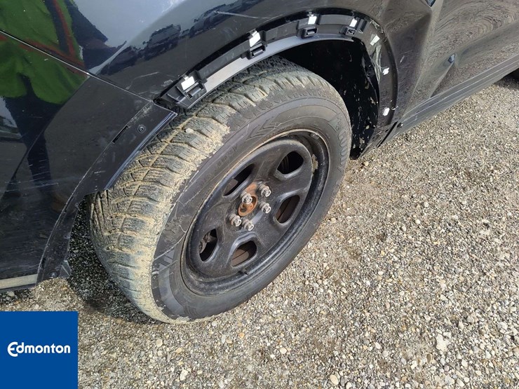 2017-ford-explorer-image-9