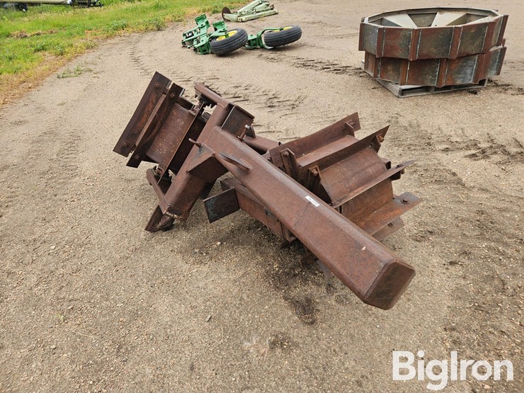 male-row-destroyers-image-3