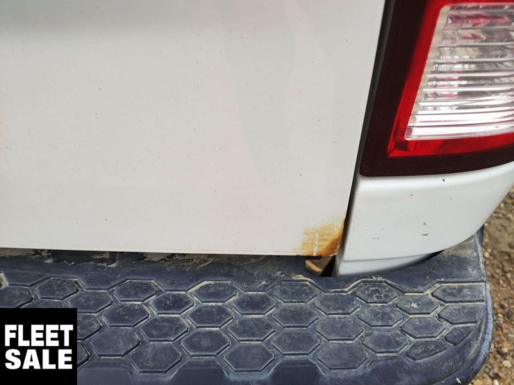 2018-dodge-1500-image-30