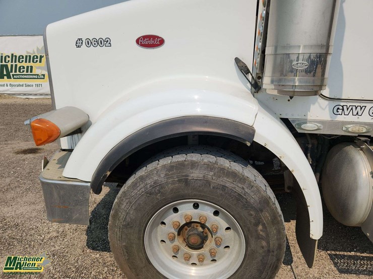 2006-peterbilt-378-image-36