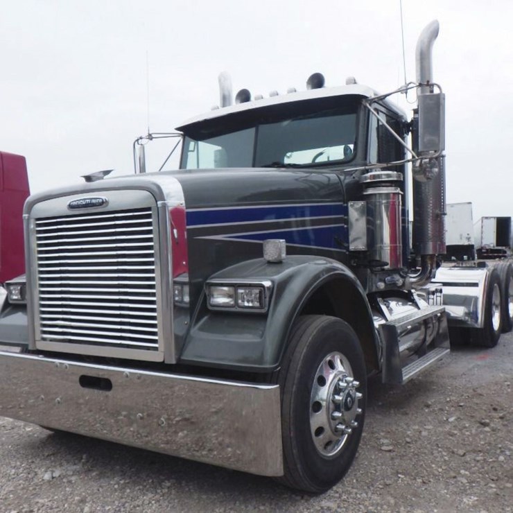 1999 FREIGHTLINER FLD120 CLASSIC