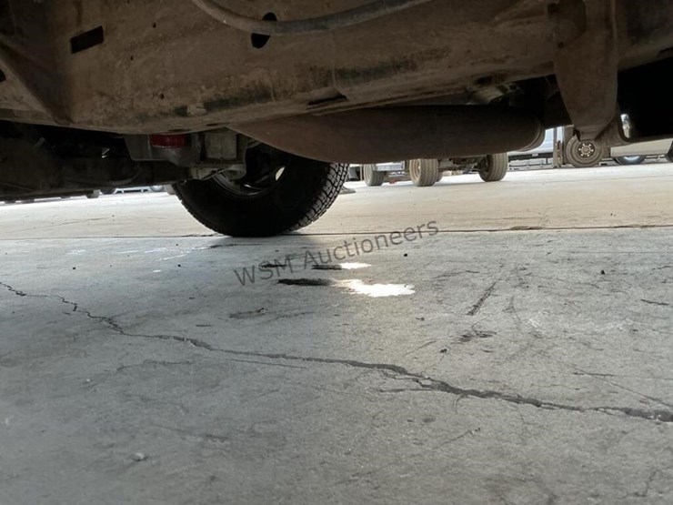 2013-chevrolet-express-3500-image-25