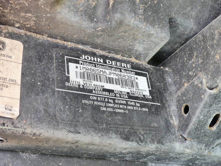 john-deere-gator-image-13