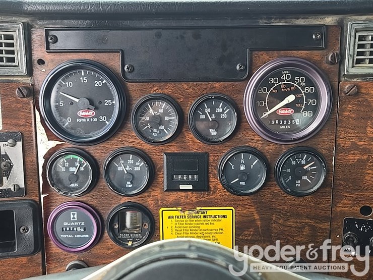1999-peterbilt-357-image-78
