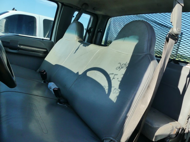 2006-ford-f250-xl-image-11