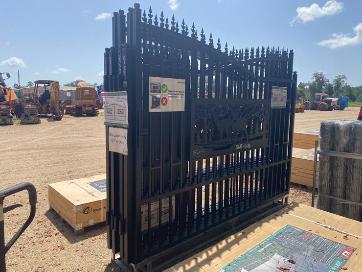#5188-•-7ft(h)x-20ft(l)-metal-farm-driveway-gate-image-5
