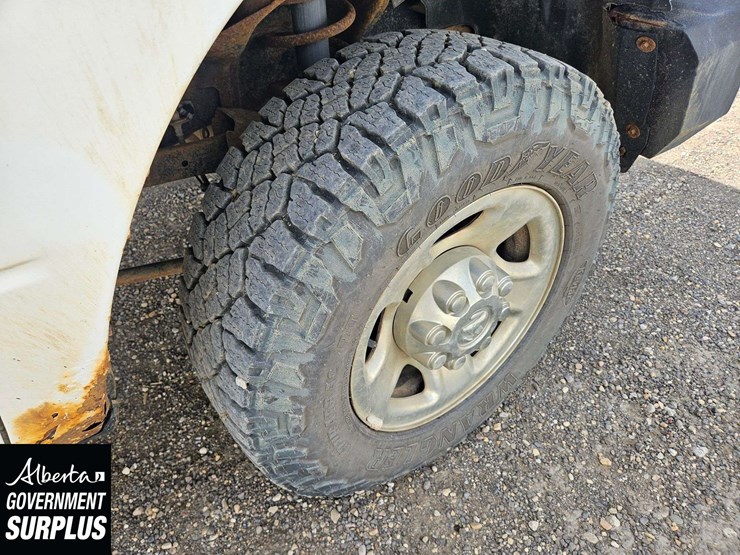 2010-dodge-ram-2500-image-12