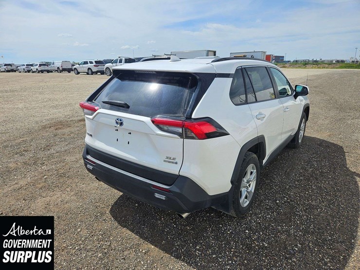 2020-toyota-rav4-image-4