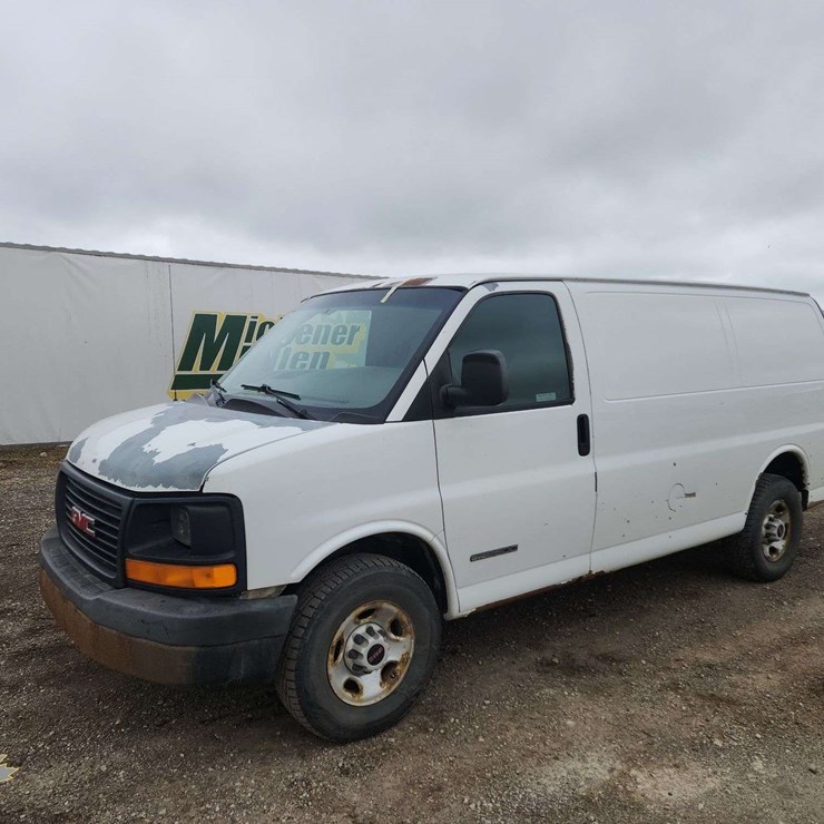 2004 GMC 2500