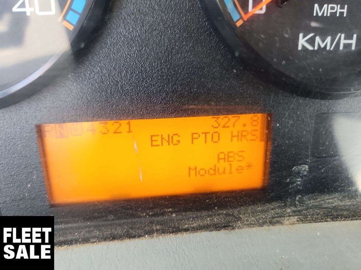 international-workstar-7500-image-8