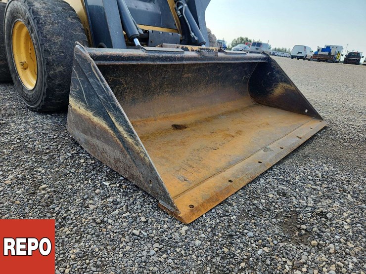 deere-326d-image-27