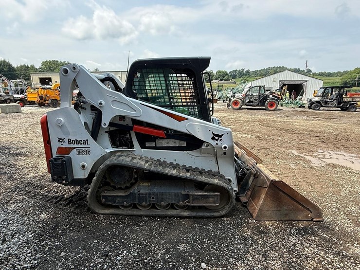 2018-bobcat-t595-image-5