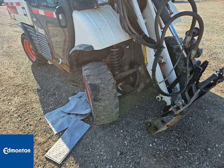 bobcat-toolcat-5600-image-34