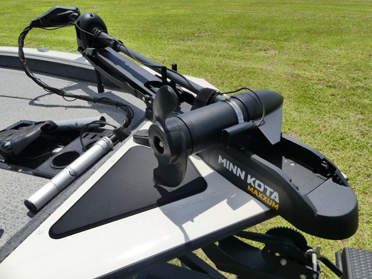 2020-basstracker-17.5'-aluminum-bass-boat-image-18