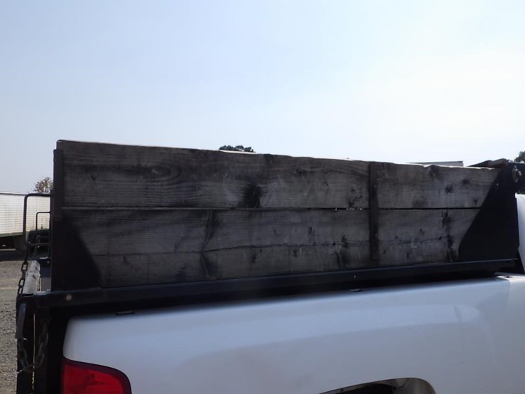 2013-chevrolet-2500-image-21