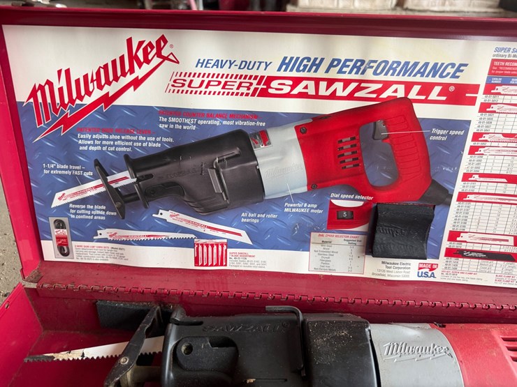 #2000-•-milwaukee-sawzall-image-5