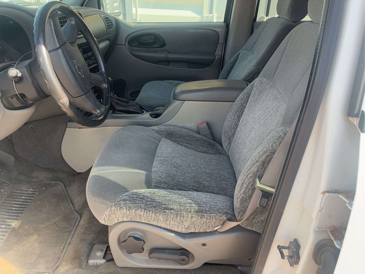 2003-chevrolet-trailblazer-image-16
