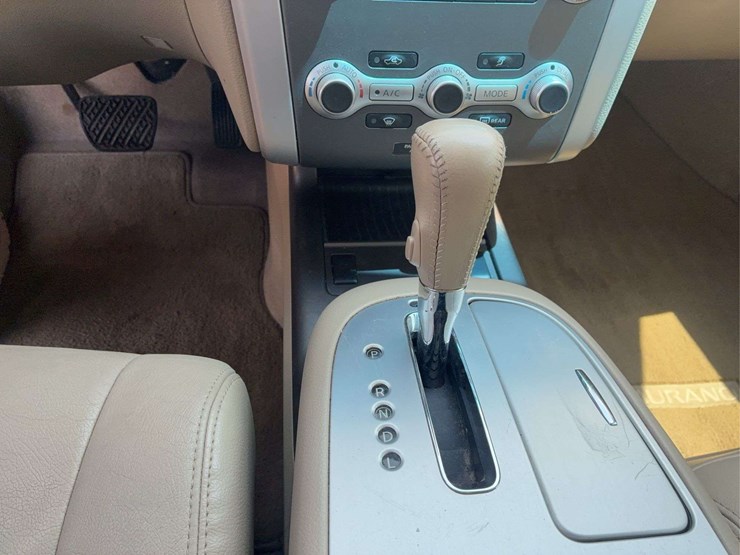 2014-nissan-murano-image-14
