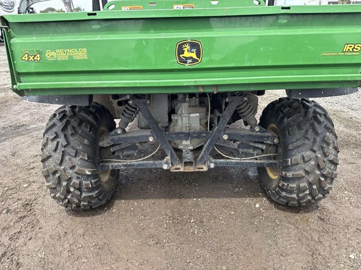 john-deere-gator-image-12