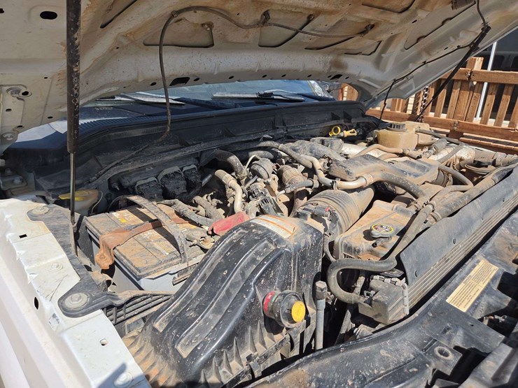 2013-ford-f350-image-24