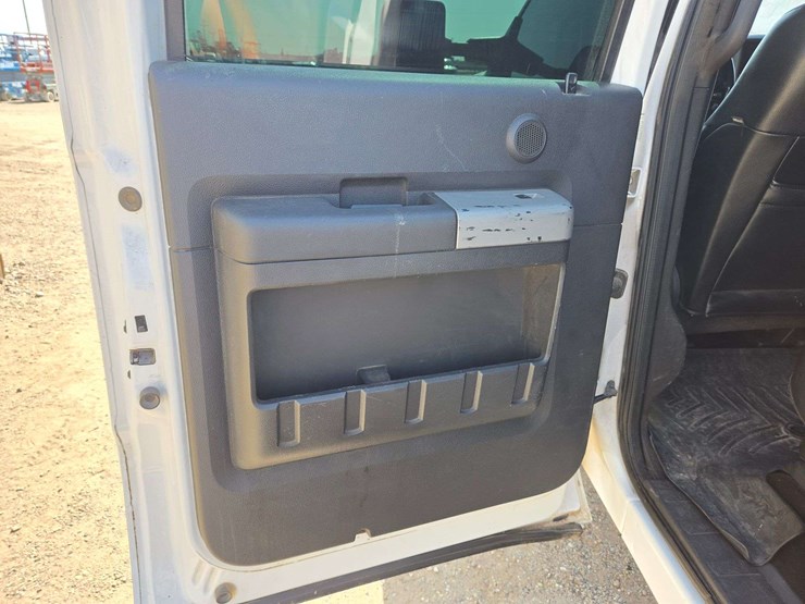 2013-ford-f350-image-12
