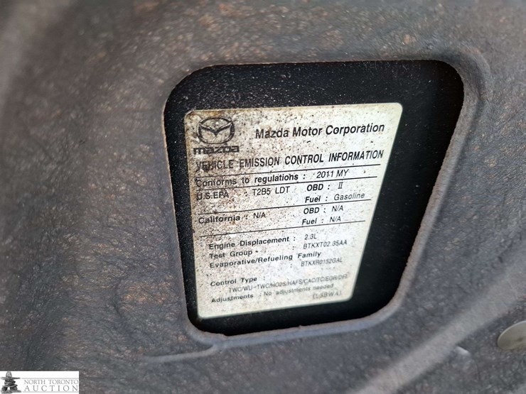 2011-mazda-cx7-image-17