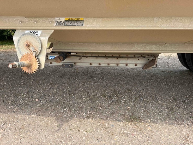 wilson-grain-trailer-image-16