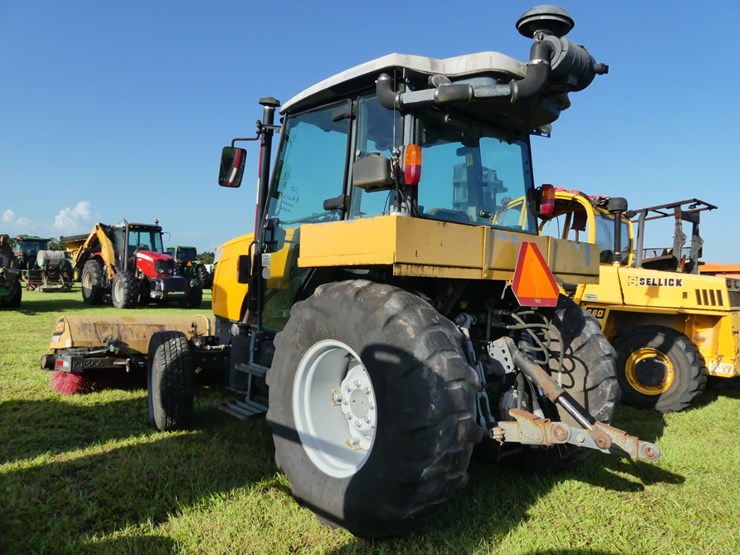 massey-ferguson-4608-image-4