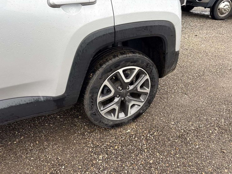 2018-jeep-renegade-image-6
