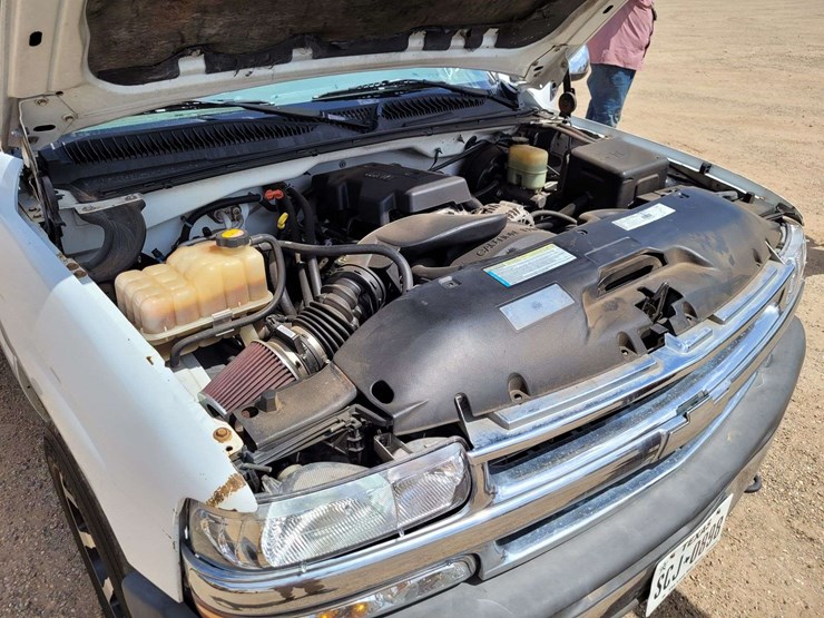 2000-chevrolet-silverado-1500-image-18