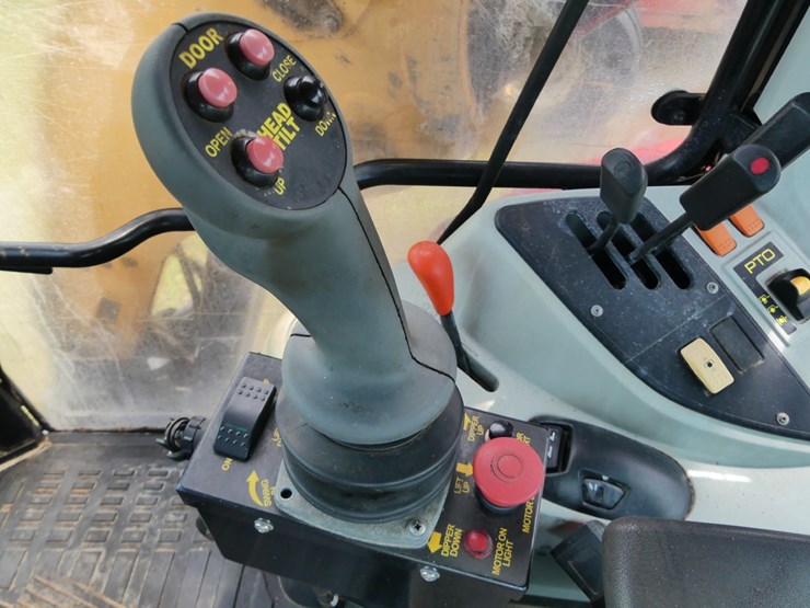 2014-massey-ferguson-5470-image-20