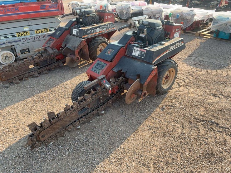 ditch-witch-1820-image-1