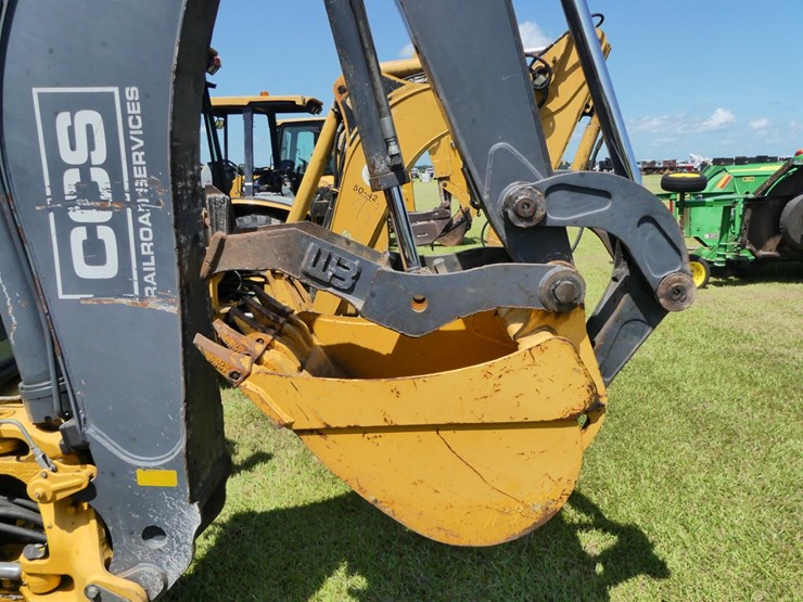 2020-deere-310sl-image-6