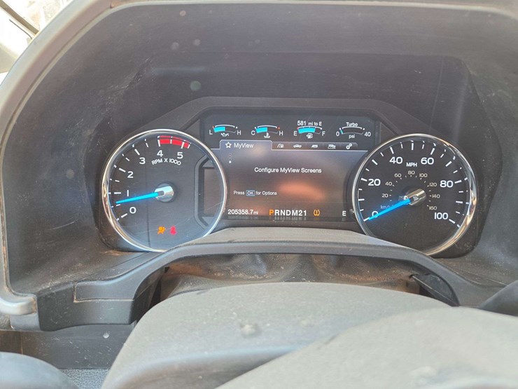 2017-ford-f350-image-24