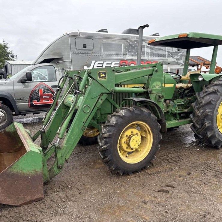 JOHN DEERE 2350