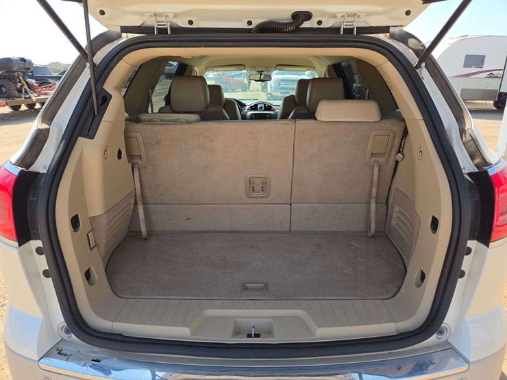 2011-buick-enclave-cxl-image-9