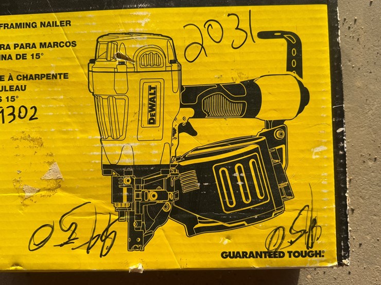 #2031-•-dewalt-coil-framing-nailgun-image-5