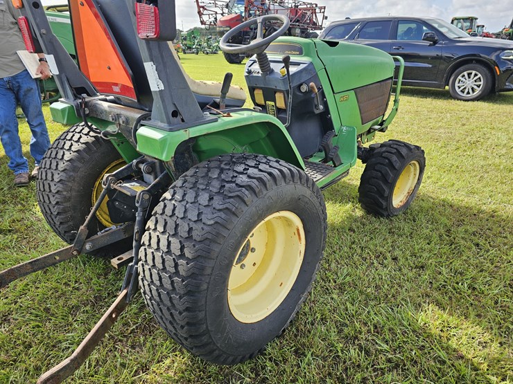 john-deere-4110-image-4